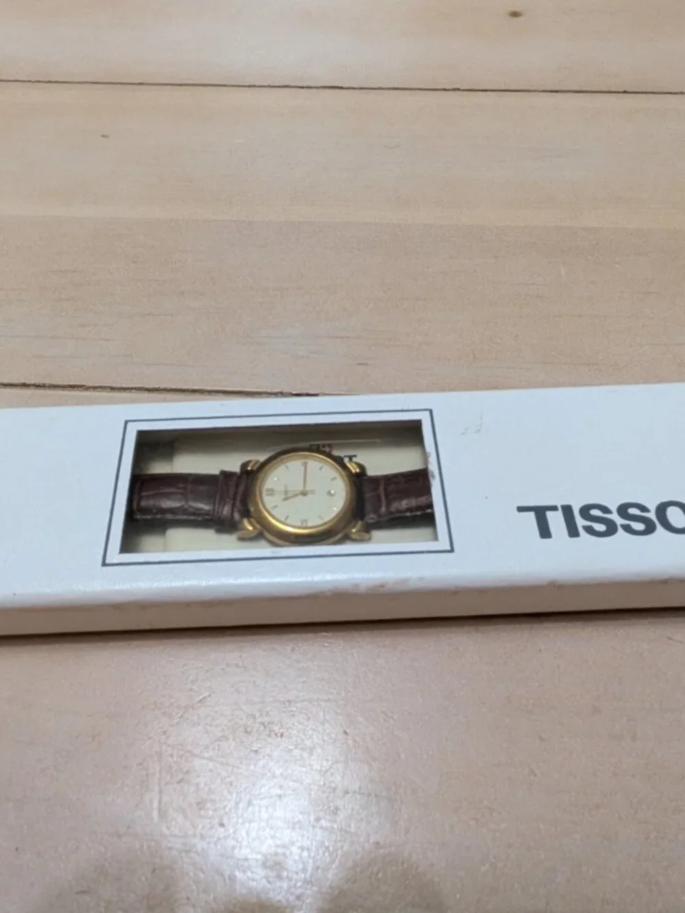 Vintage Tissot Swiss Made Women's Quartz Gold Tone Watch Brown Leather Strap